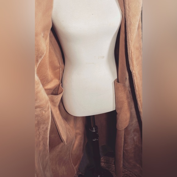 Woman coat - Picture 5 of 5